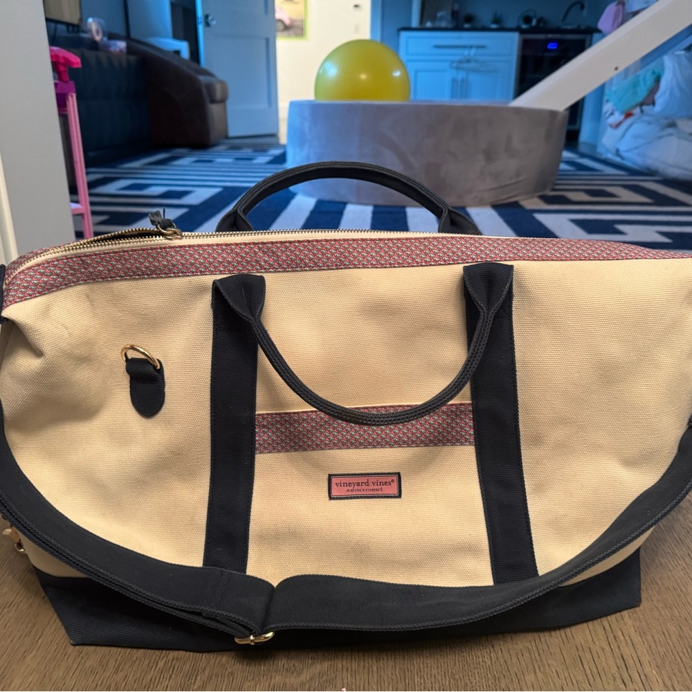 Vineyard Vines Duffel Bag